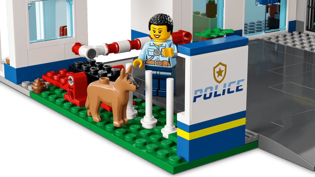 LEGO 60316 Poliisiasema - ALETUU.FI