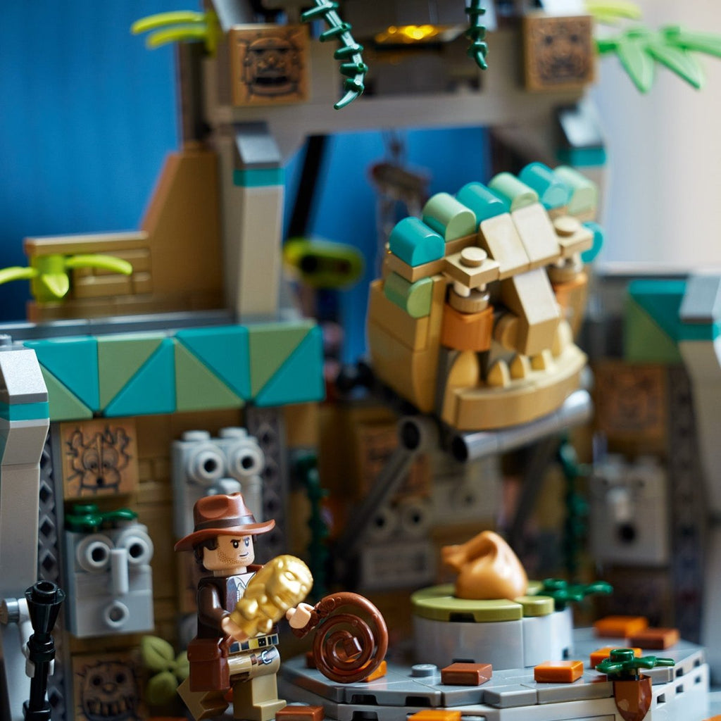 LEGO 77015 Kultaisen jumalolennon temppeli - ALETUU.FI